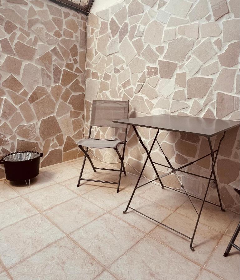Lovely 2 Bedroom Rental Unit,Patio And Close Beach Сан-Пьетро-ин-Беванья Экстерьер фото